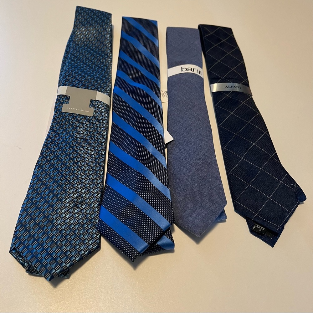 Perry Ellis, Alfani and Bar III Blue Patterned Men's Tie Set